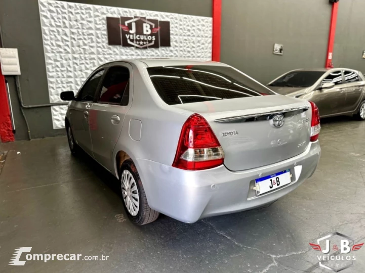 ETIOS 1.5 XLS Sedan 16V