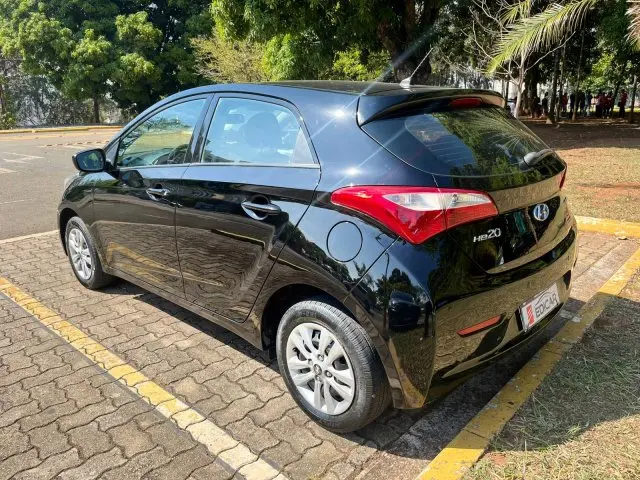 HB20 - 1.6 COMFORT PLUS 16V 4P AUTOMÁTICO
