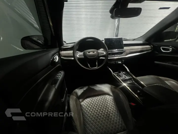 COMMANDER 1.3 T270 TURBO FLEX OVERLAND AT6