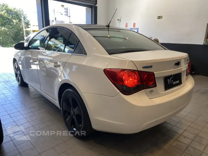 Cruze LT automático