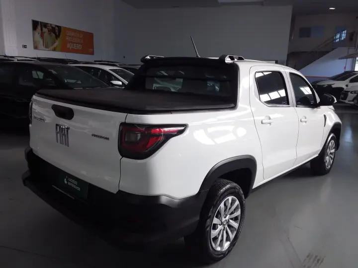 STRADA 1.3 FIREFLY FLEX FREEDOM CS MANUAL