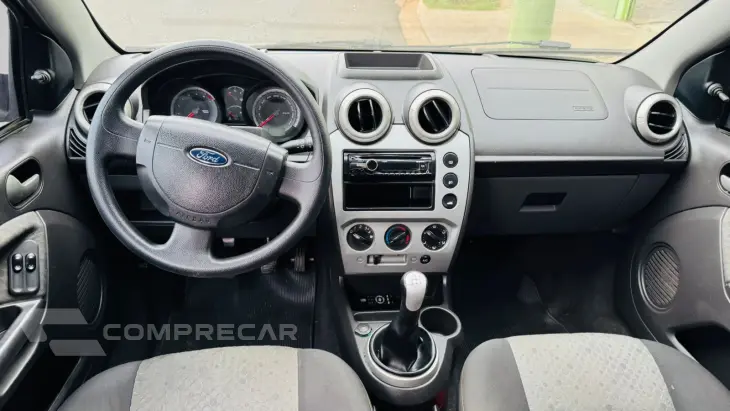 FIESTA 1.6 MPI Class Hatch 8V