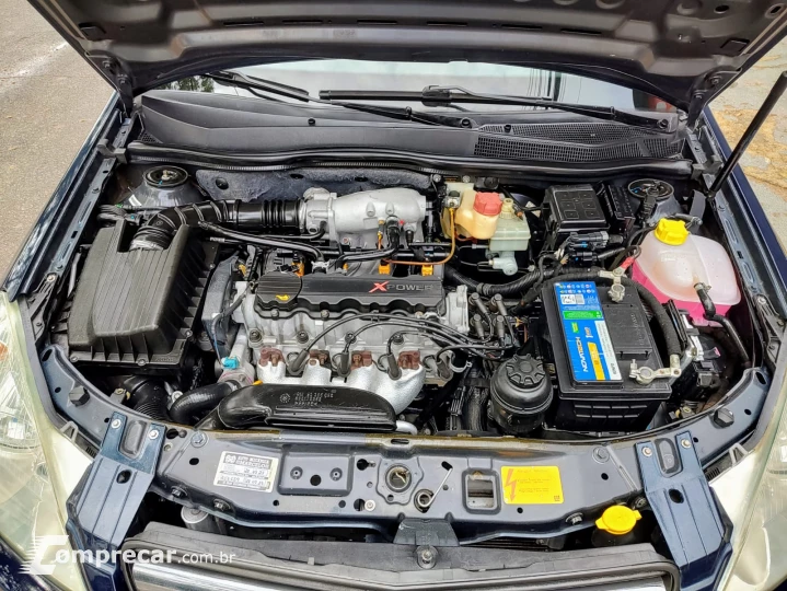 VECTRA 2.0 MPFI Elegance 8V