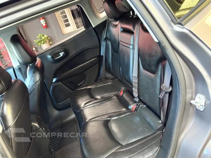 COMPASS 2.0 16V DIESEL TRAILHAWK 4X4 AUTOMÁTICO