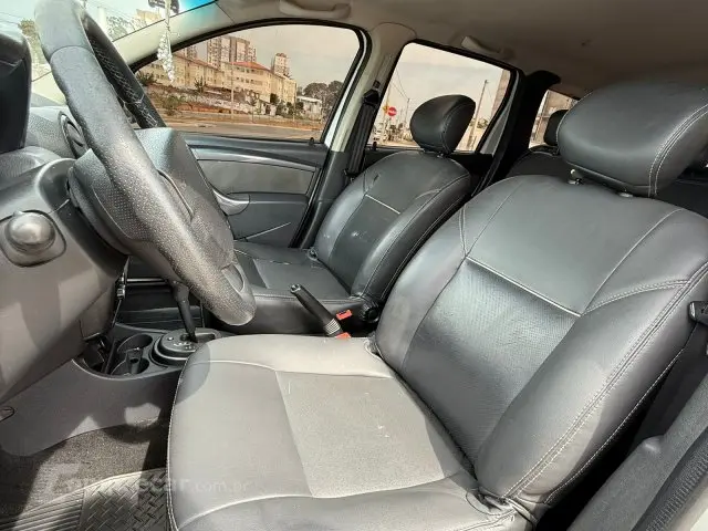 DUSTER - 2.0 DYNAMIQUE 4X2 16V 4P AUTOMÁTICO