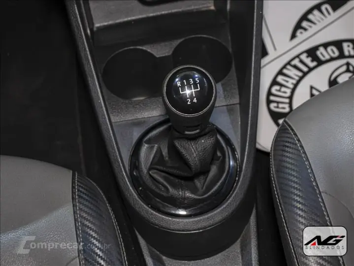 SAVEIRO 1.6 Cross CD 16V