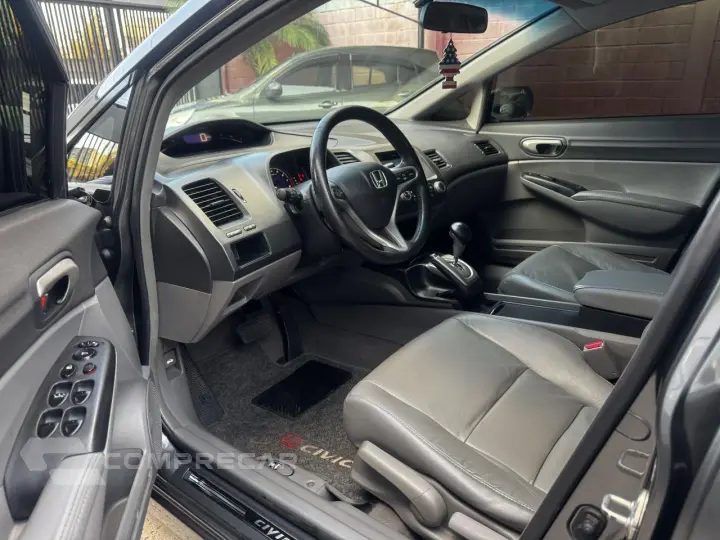 Civic 1.8 16V 4P FLEX LXL AUTOMÁTICO