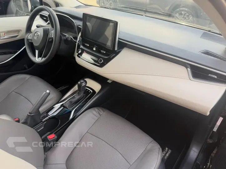 COROLLA 1.8 VVT-I Hybrid Altis Premium