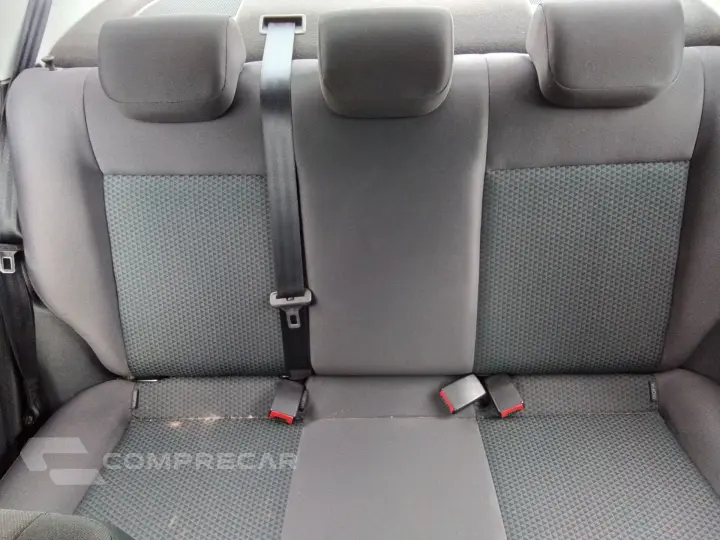 VOYAGE 1.0 12V MPI TOTALFLEX 4P MANUAL