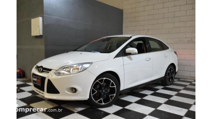 FOCUS SEDAN - 2.0 TITANIUM SEDAN 16V 4P AUTOMÁTICO