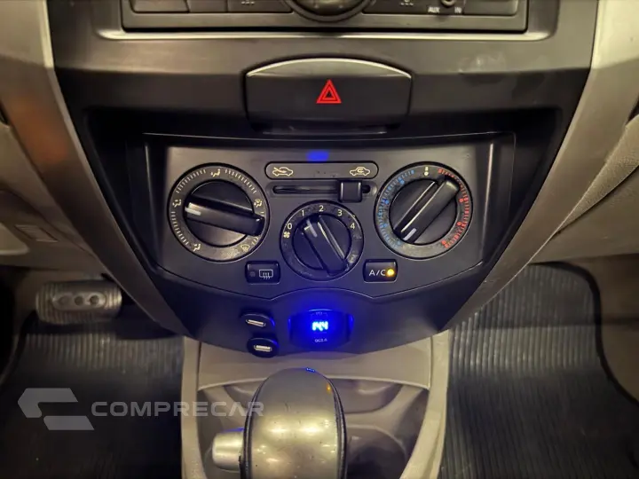 Livina 1.8 Sl 16V Flex 4P Automático