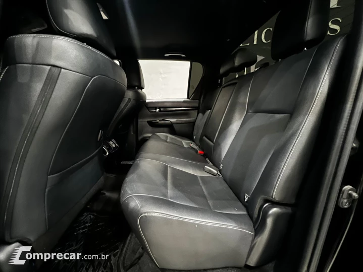 Hilux Cabine Dupla Hilux 2.8 TDI SRX CD 4x4 (Aut)