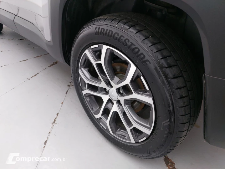 RENEGADE 1.3 T270 TURBO FLEX LONGITUDE AT6