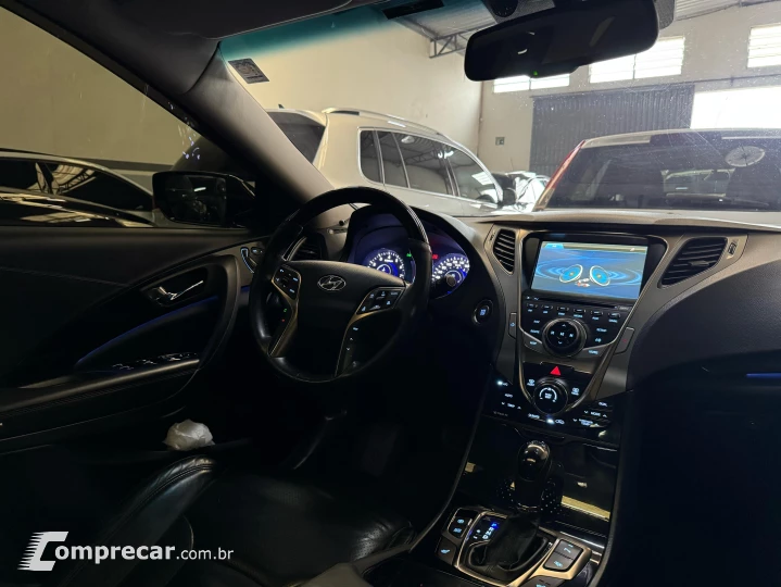 AZERA 3.3 MPFI GLS Sedan V6 24V
