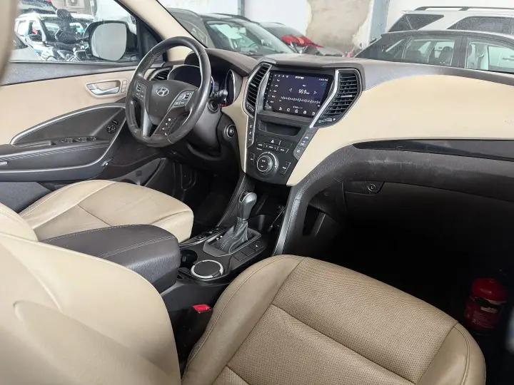 SANTA FÉ 3.3 MPFI 4X4 7 Lugares V6 270cv