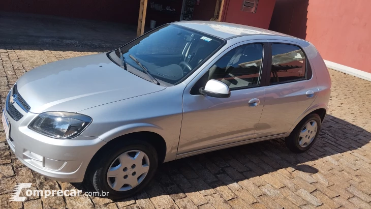 CELTA 1.0 MPFI LT 8V