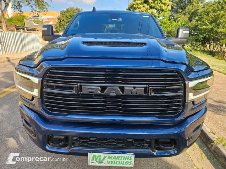 2500 6.7 I6 Turbo Laramie CD 4X4
