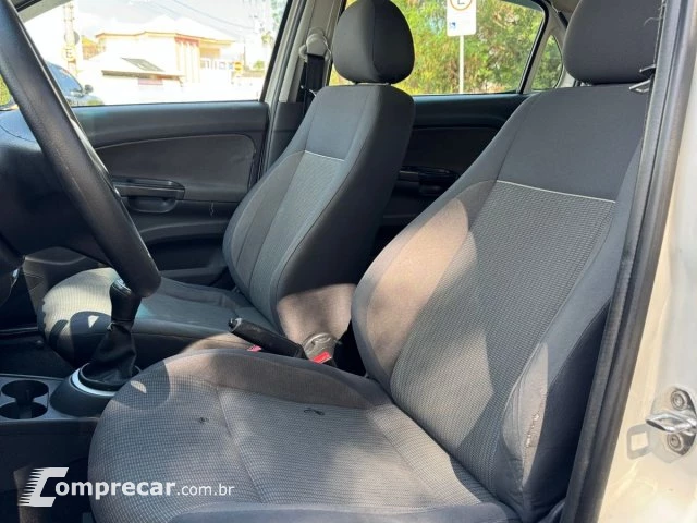 GOL - 1.0 MI 8V 4P MANUAL