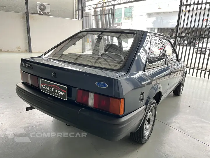 ESCORT L