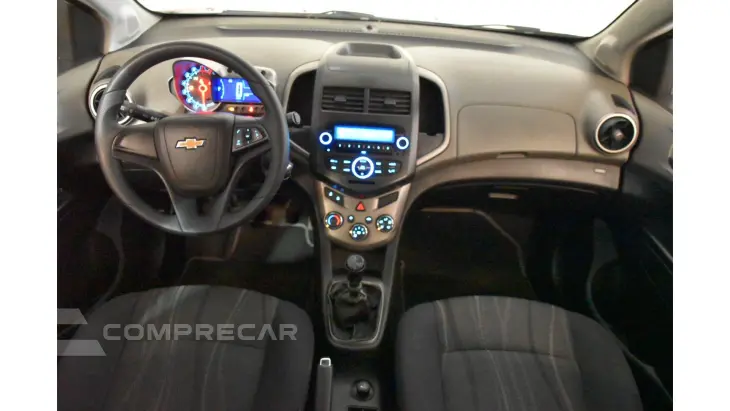 SONIC HATCH - 1.6 LT 16V 4P MANUAL