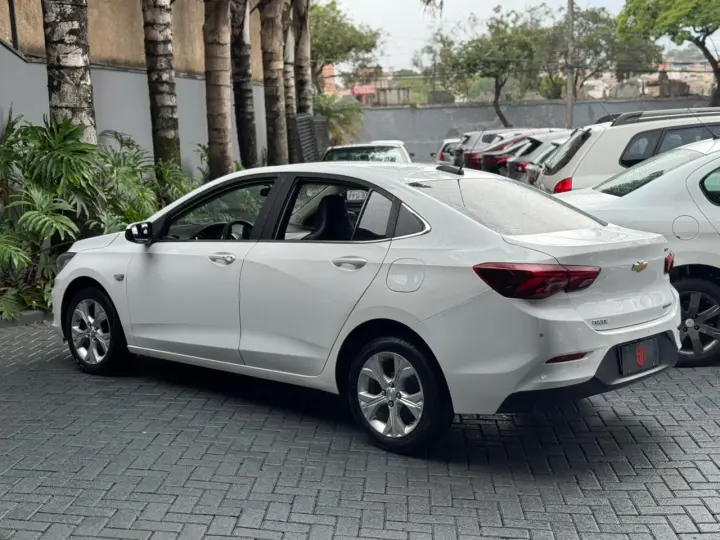 ONIX 1.0 Turbo Plus Premier