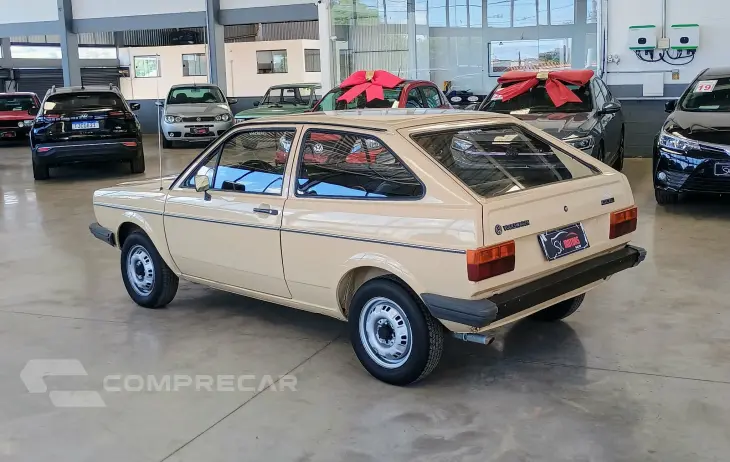 Gol BX 1.6 Álcool