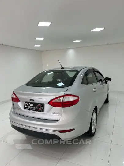 FIESTA 1.6 MPI First Sedan 8V