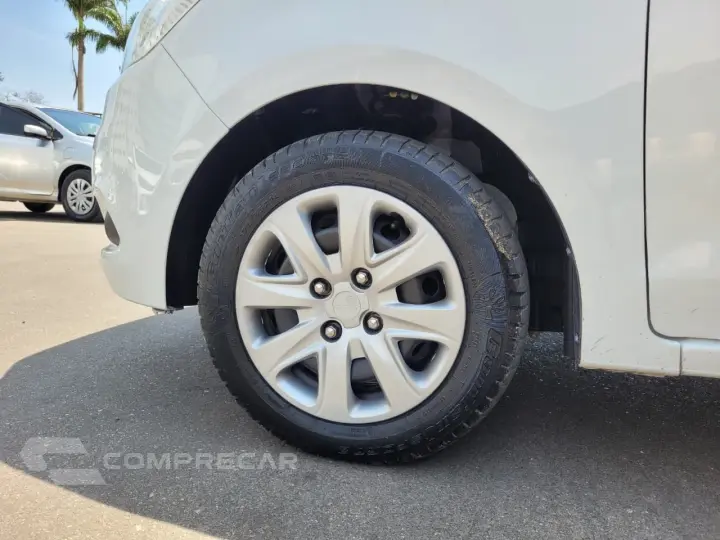 Ka+ Sedan 1.0 SE/SE PLUS TiVCT Flex 4p