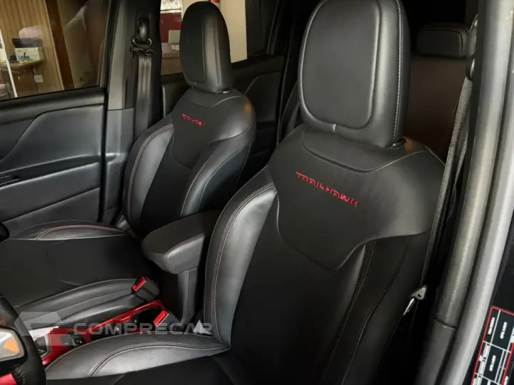 RENEGADE 2.0 16V TURBO DIESEL TRAILHAWK 4P 4X4 AUTOMÁTICO