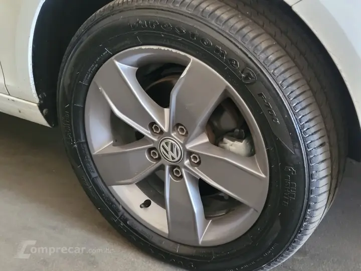 Fox Connect 1.6 Flex 8V 5p