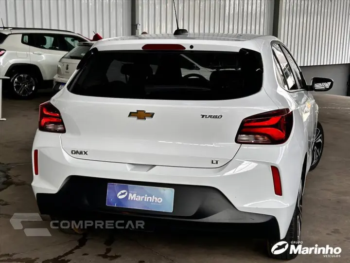 ONIX 1.0 TURBO FLEX LT AUTOMÁTICO