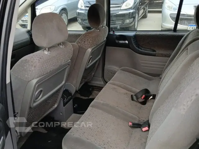 ZAFIRA - 2.0 MPFI ELEGANCE 8V 4P AUTOMÁTICO