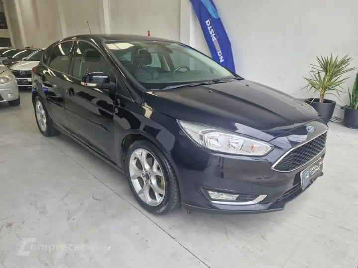 FOCUS 1.6 SE Hatch 16V