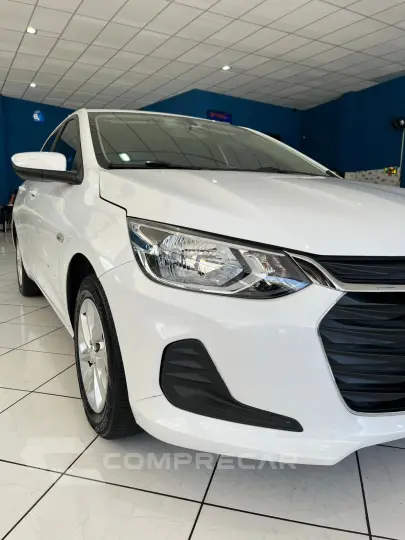 onix sedan