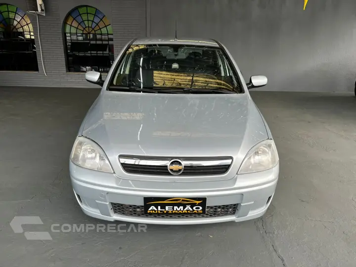 CORSA 1.4 MPFI Maxx Sedan 8V