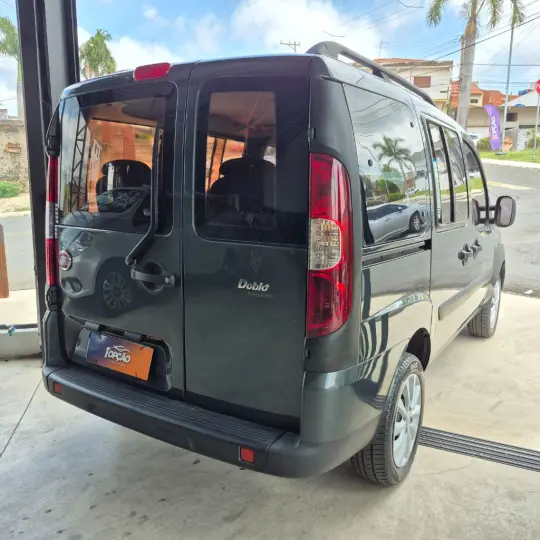 Doblo ESSENCE 1.8 Flex 16V 5p