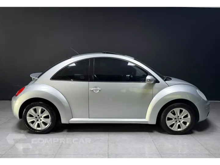 NEW BEETLE 2.0 MI 8V GASOLINA 2P AUTOMÁTICO