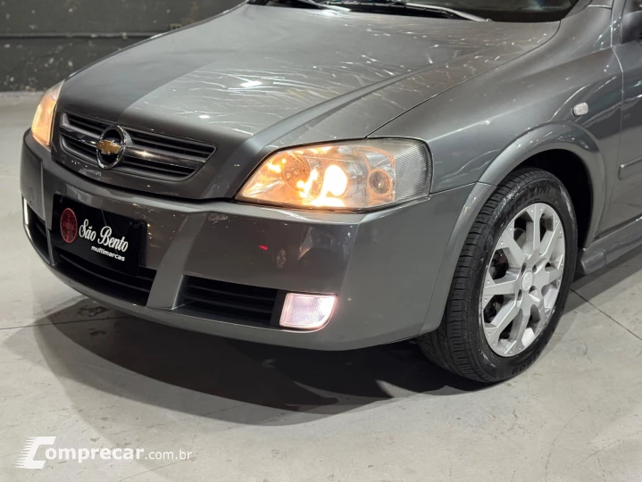 Astra Advantage 2.0 MPFI 8V FlexPower 5p