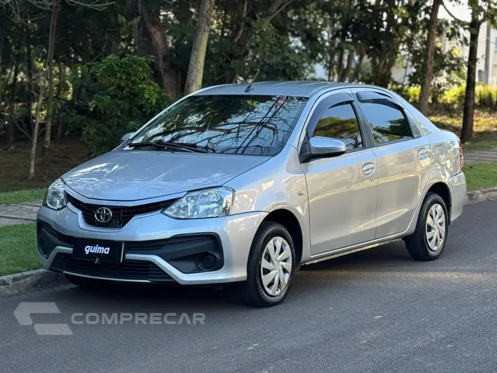 ETIOS 1.5 XS Sedan 16V