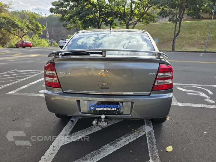 ASTRA 2.0 MPFI Advantage 8V