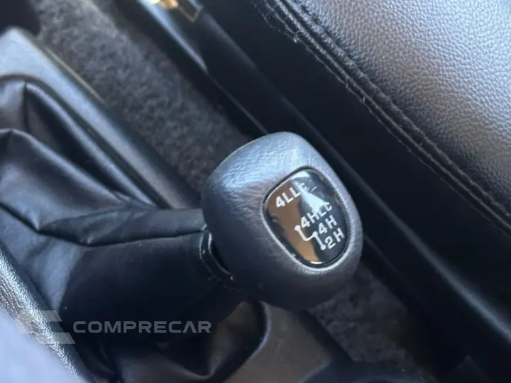 PAJERO TR4 2.0 4X4 16V 140CV FLEX 4P AUTOMÁTICO
