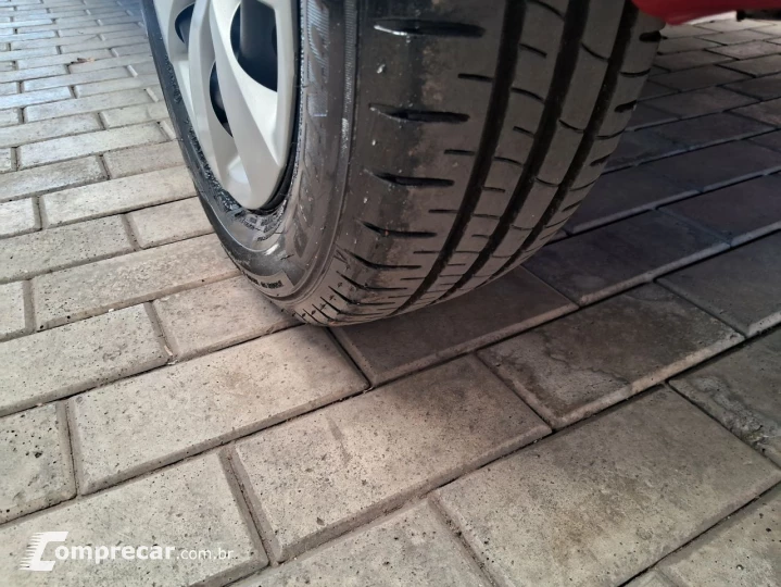 Etios Sedan 1.5 16V 4P FLEX XS