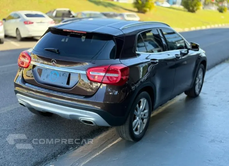 GLA 200 Advance 1.6/1.6 TB 16V Flex Aut.
