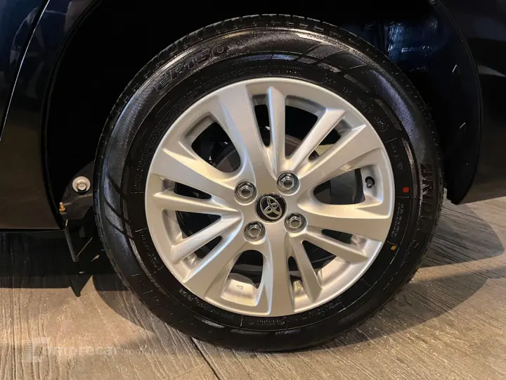 Yaris Sedan 1.5 16V 4P FLEX XL MULTIDRIVE AUTOMÁTICO CVT