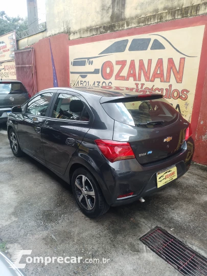 ONIX 1.4 MPFI LTZ 8V