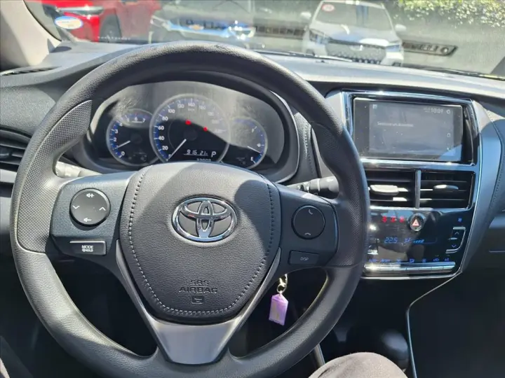 YARIS 1.5 16V FLEX SEDAN XL MULTIDRIVE
