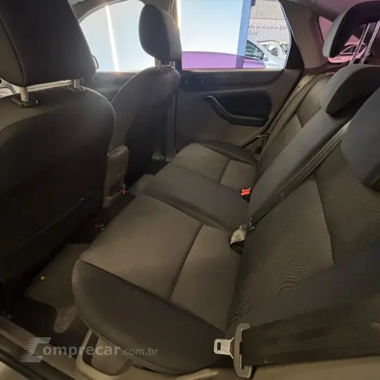 Focus Sedan 2.0 16V/2.0 16V Flex 4p Aut.