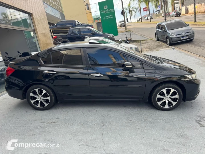 Civic Sedan EXS 1.8/1.8 Flex 16V Aut. 4p