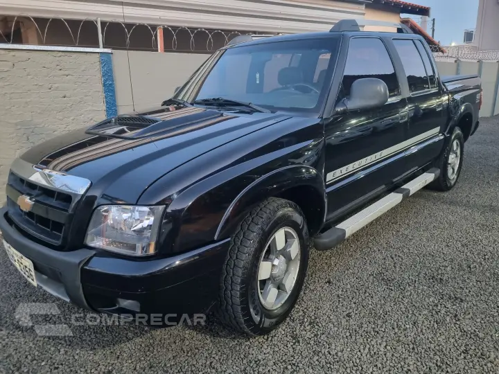 S10 2.4 MPFI Executive 4X2 CD 8V