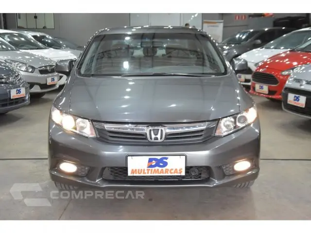 CIVIC - 1.8 LXS 16V 4P AUTOMÁTICO